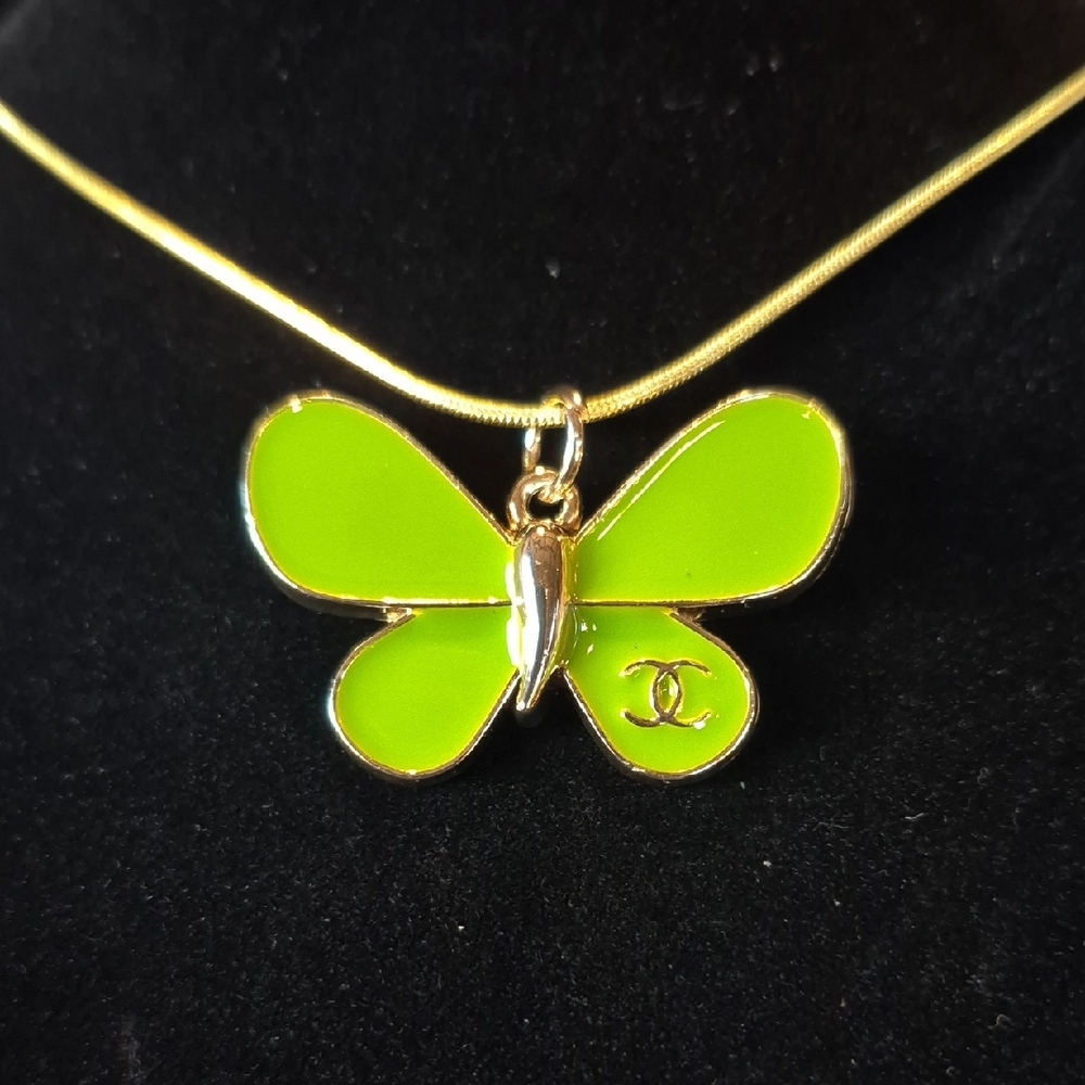 Upcycled Designer Brand Green Butterfly Pendant Necklace #20 - Picture 1 of 2